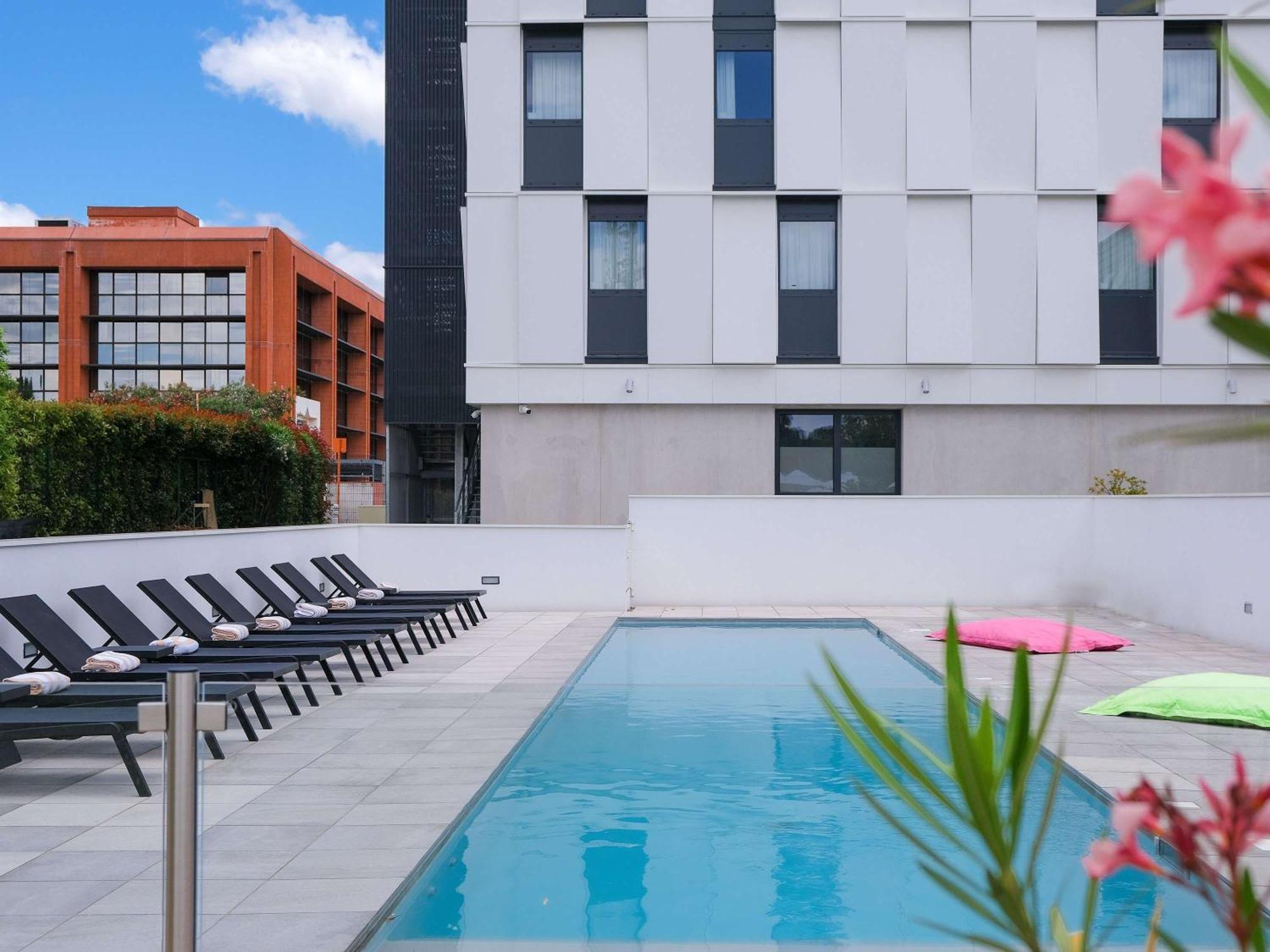 Ibis Styles Toulouse Labege Hotel Bagian luar foto