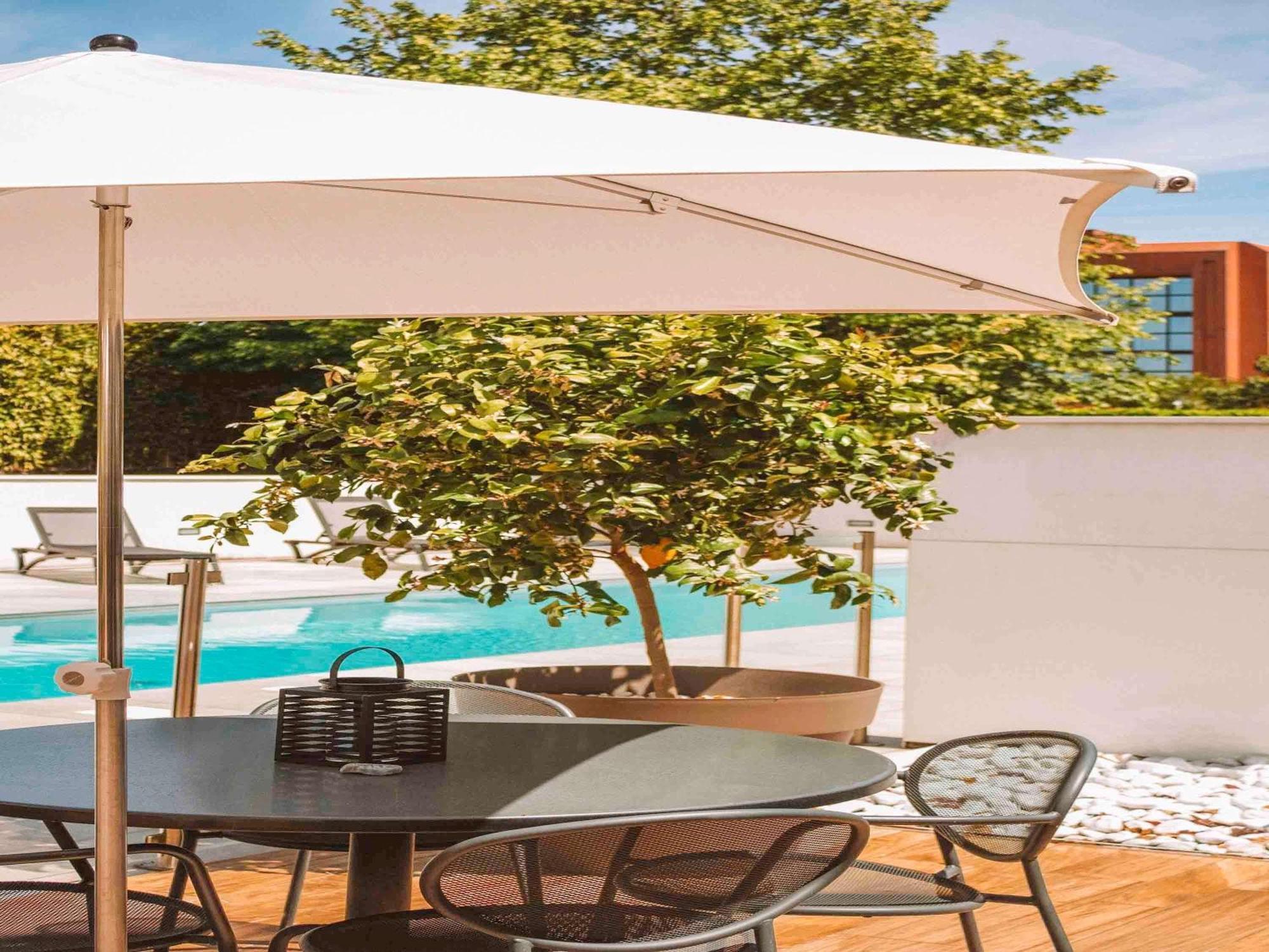 Ibis Styles Toulouse Labege Hotel Bagian luar foto