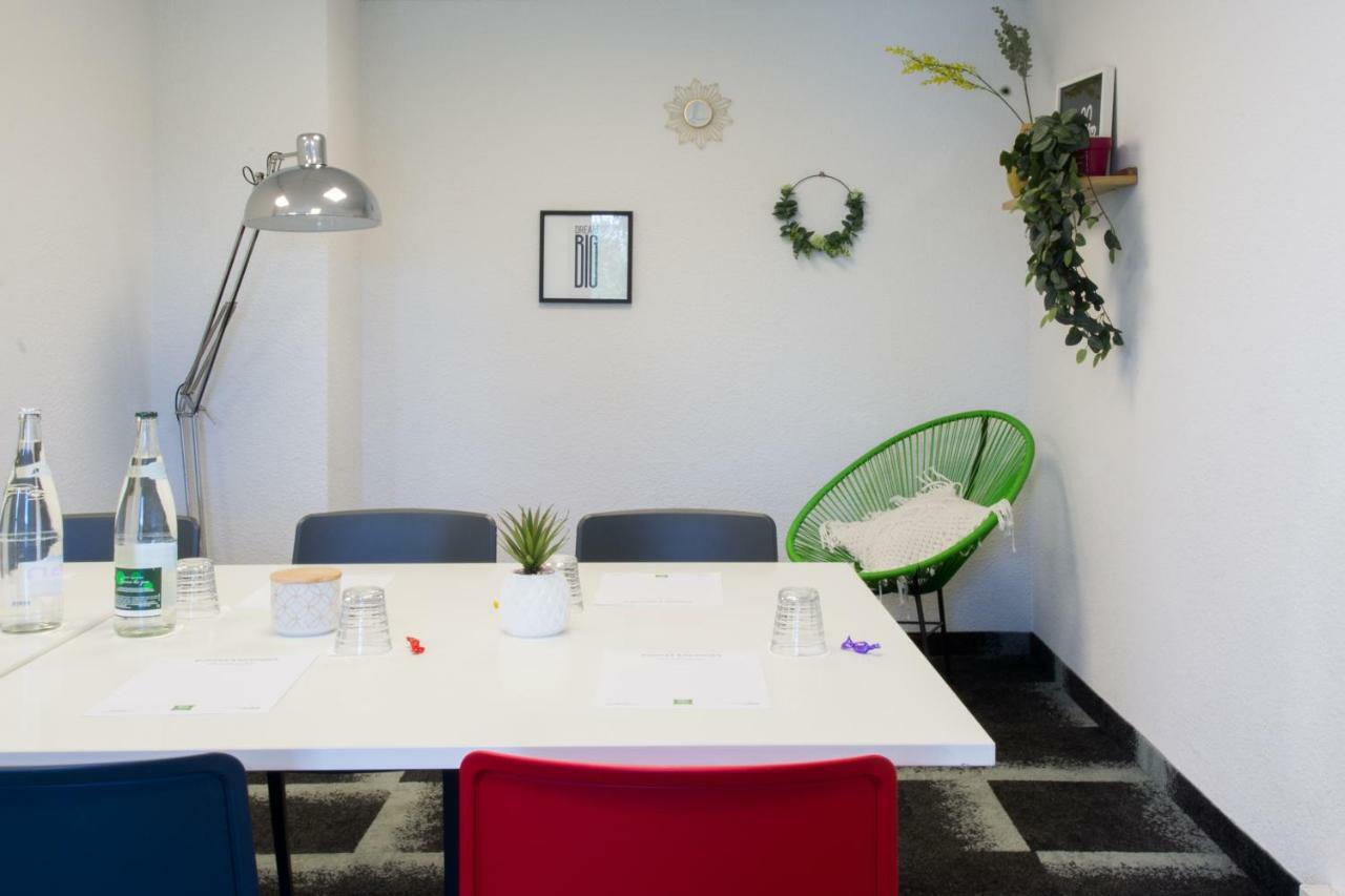 Ibis Styles Toulouse Labege Hotel Bagian luar foto